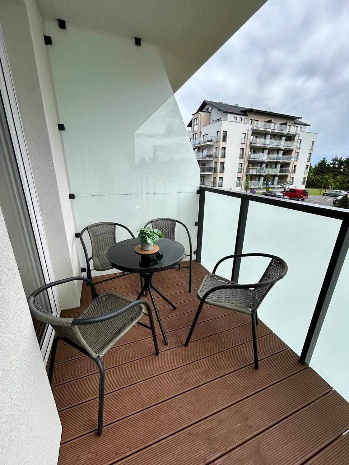 MoKa Apartamenty Sianożęty Bagian luar foto